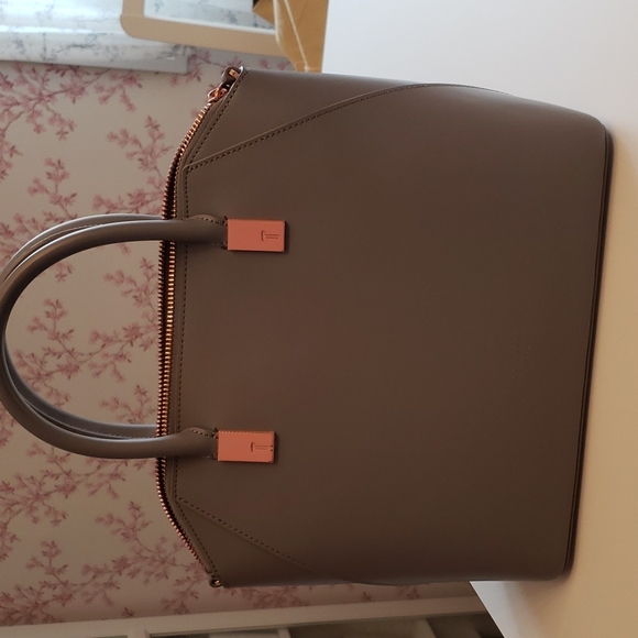 Ted Baker purse - Picture 1 of 4